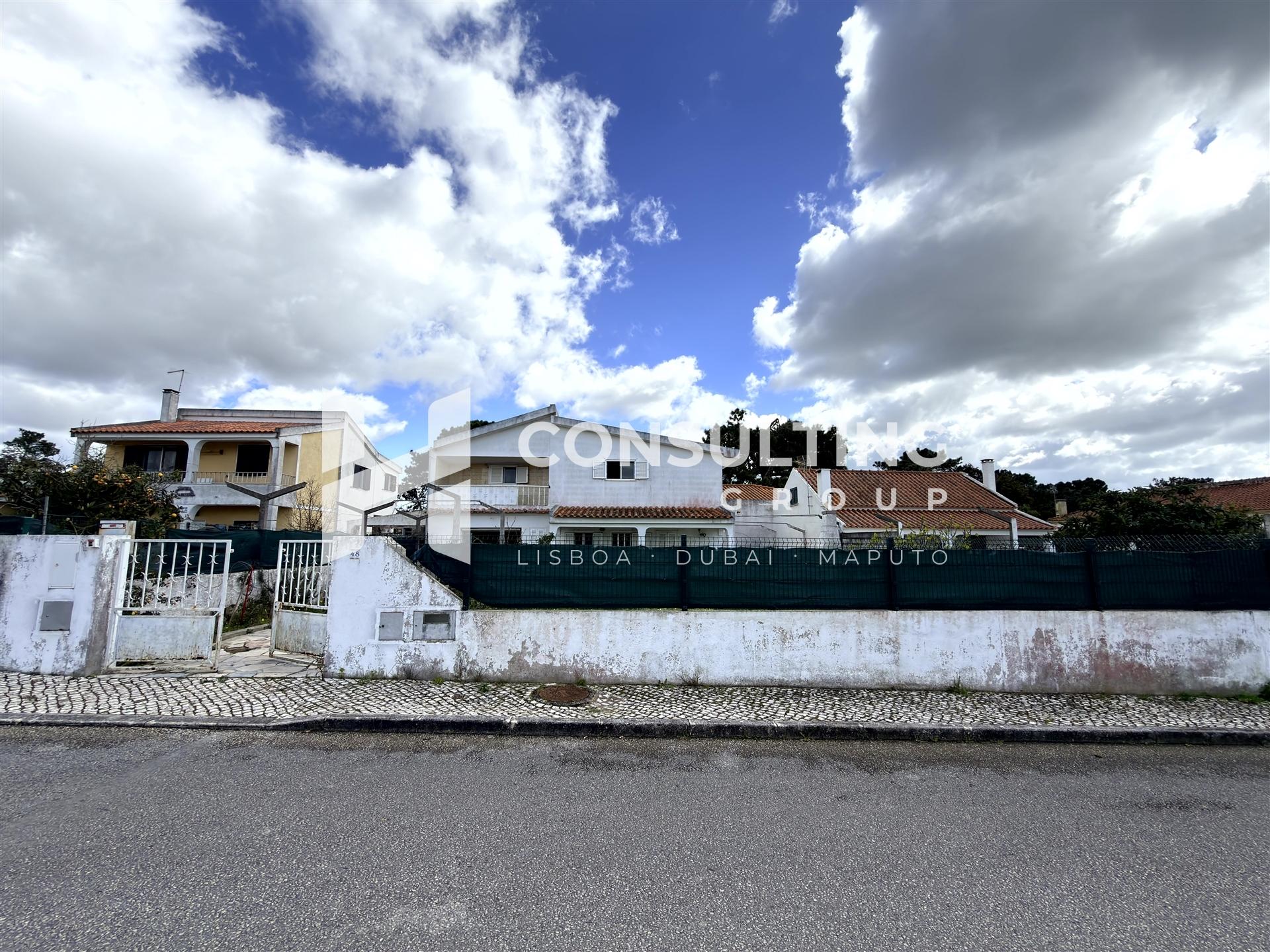 Moradia Isolada T3+1 Venda em Sesimbra (Castelo),Sesimbra