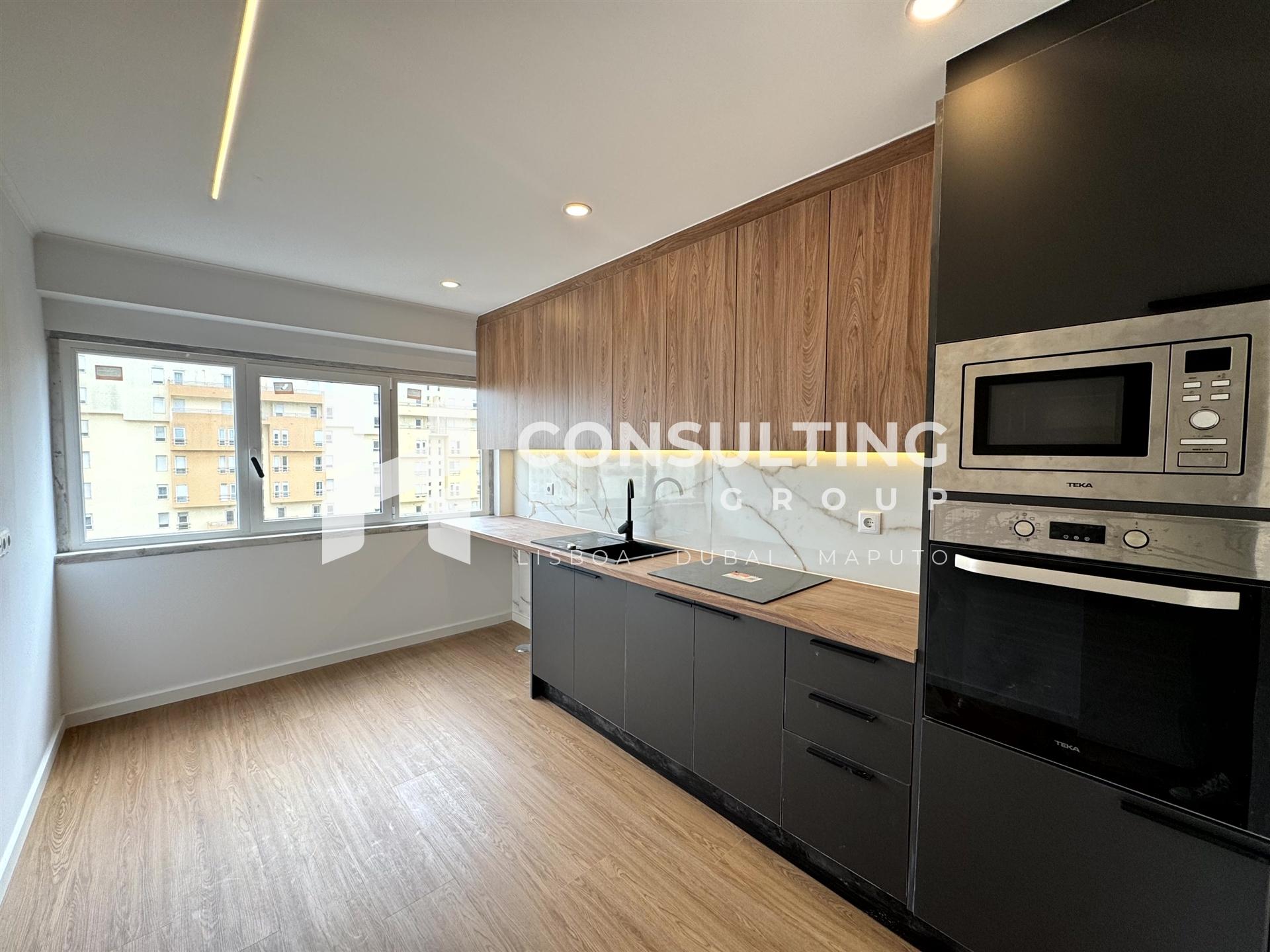 Apartamento T2 Venda em Carregado e Cadafais,Alenquer