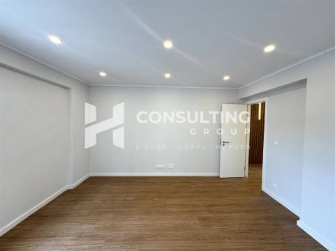 Apartamento T2 Venda em Carregado e Cadafais,Alenquer