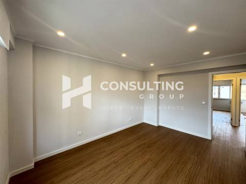 Apartamento T2 Venda em Carregado e Cadafais,Alenquer