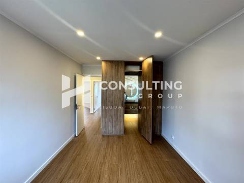 Apartamento T2 Venda em Carregado e Cadafais,Alenquer