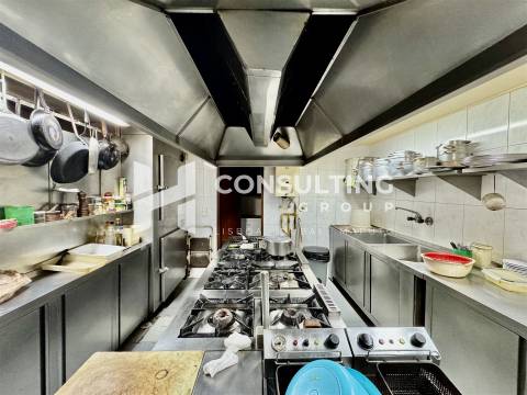 Loja  Trespasse em Mina de Água,Amadora