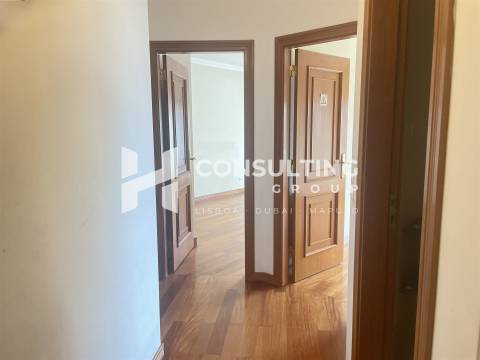 Apartamento T2 Venda em Carcavelos e Parede,Cascais