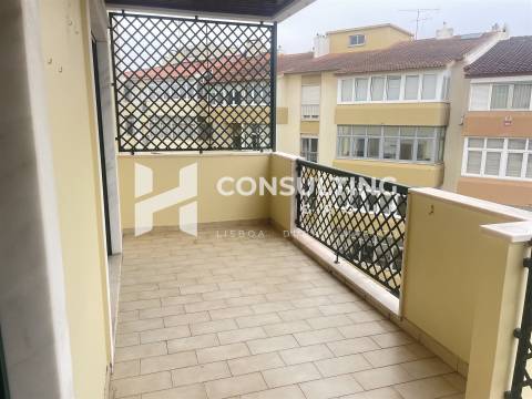 Apartamento T2 Venda em Carcavelos e Parede,Cascais