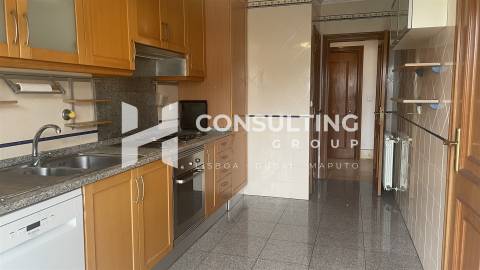 Apartamento T2 Venda em Carcavelos e Parede,Cascais