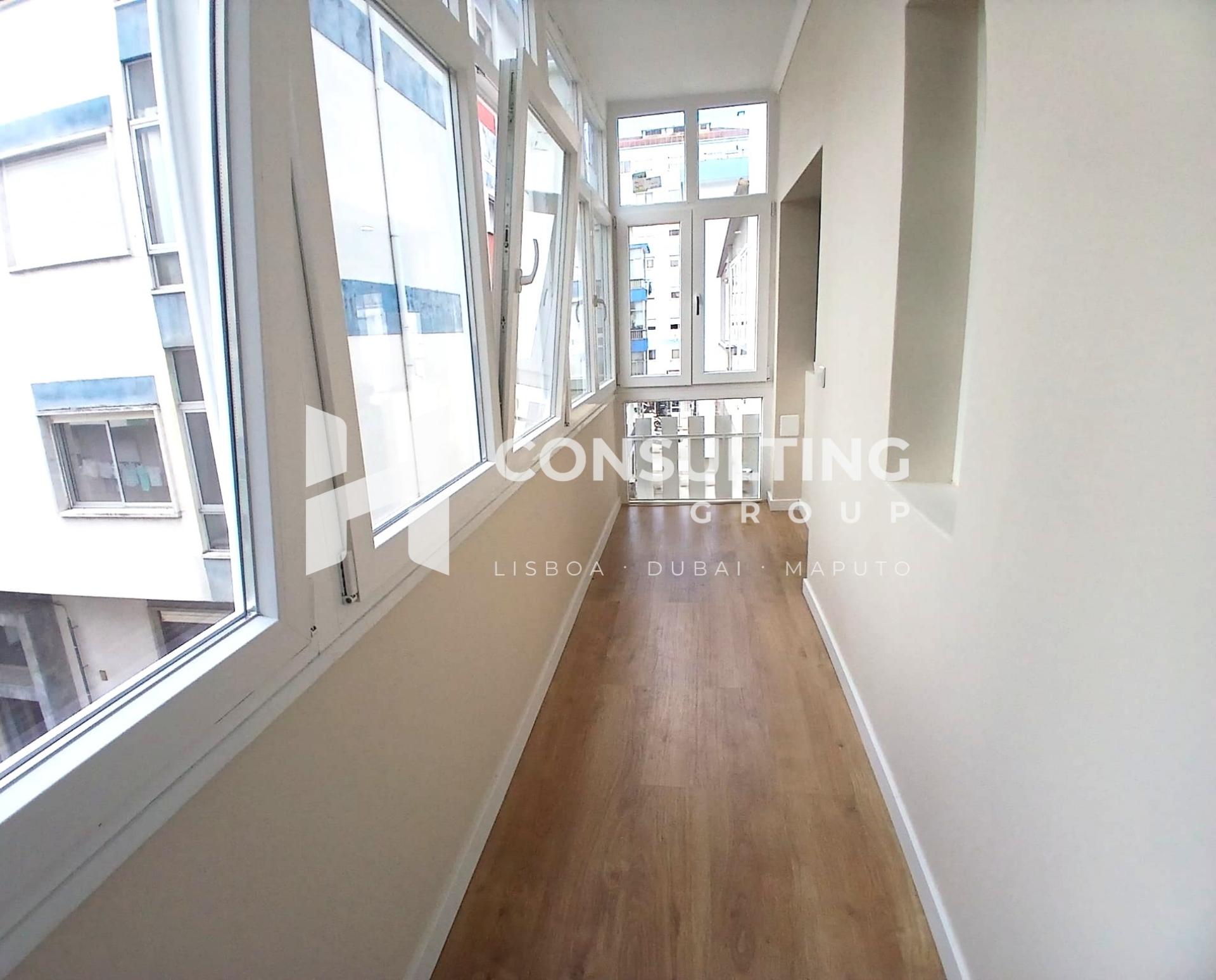 Apartamento T3 Venda em Odivelas,Odivelas
