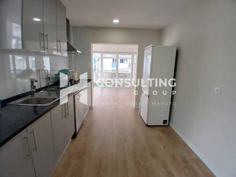 Apartamento T3 Venda em Odivelas,Odivelas
