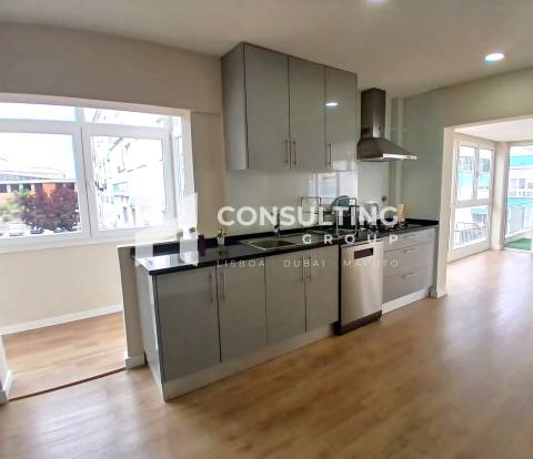 Apartamento T3 Venda em Odivelas,Odivelas