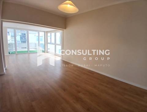 Apartamento T3 Venda em Odivelas,Odivelas