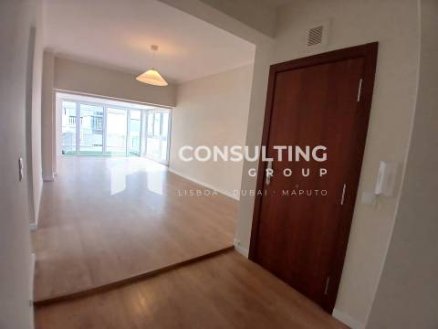 Apartamento T3 Venda em Odivelas,Odivelas