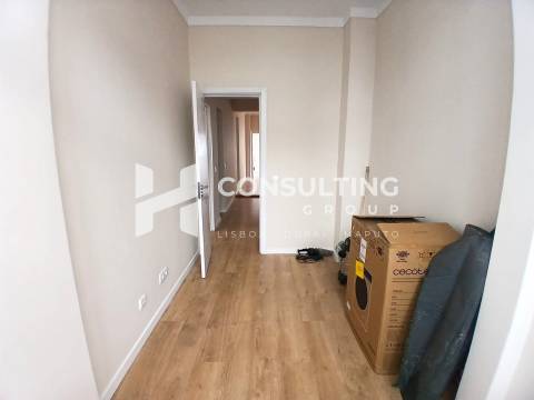 Apartamento T3 Venda em Odivelas,Odivelas