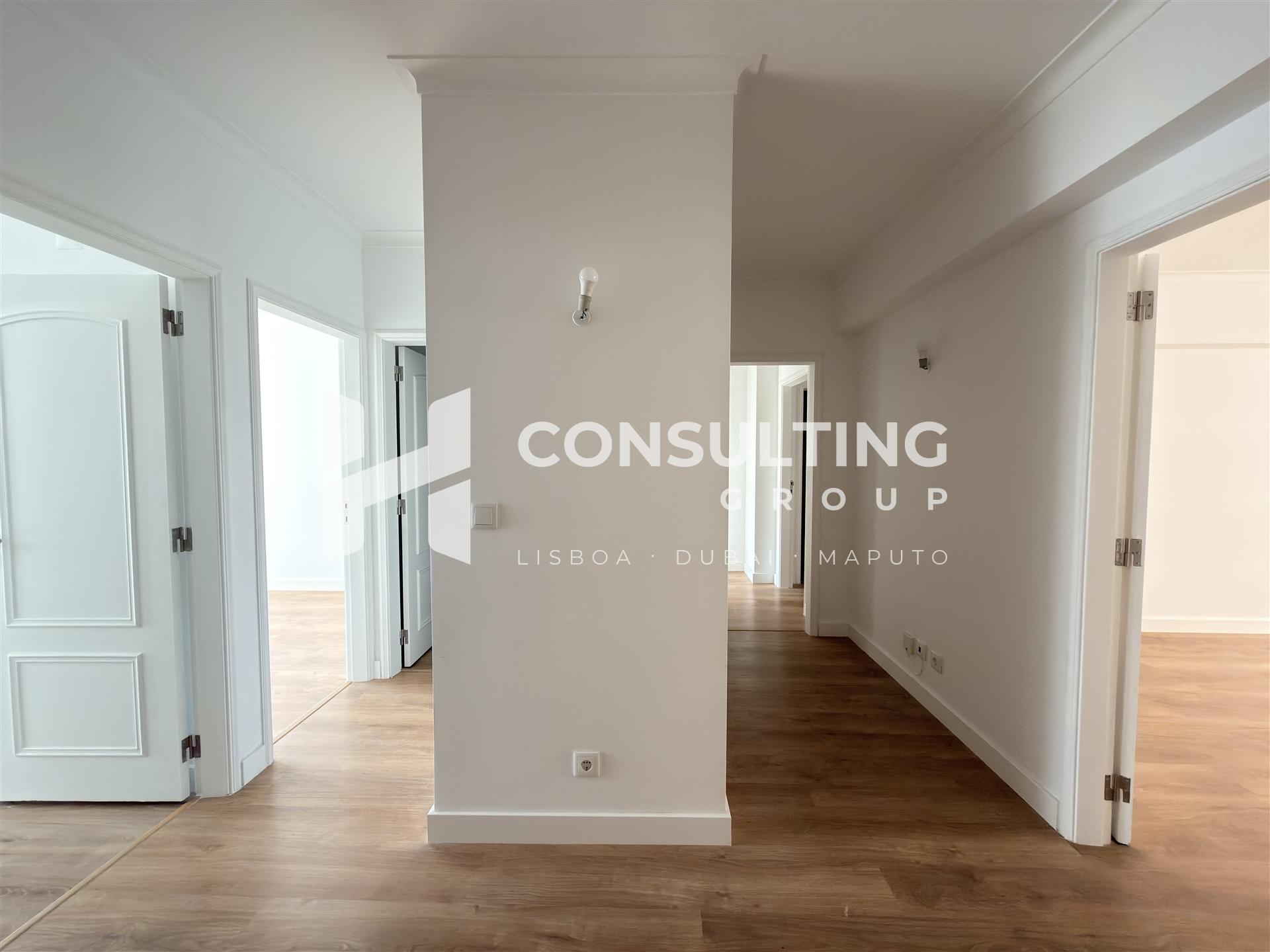 Apartamento T3 Venda em São Domingos de Benfica,Lisboa