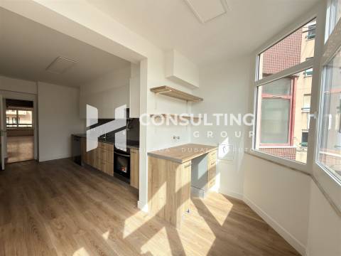 Apartamento T3 Venda em São Domingos de Benfica,Lisboa