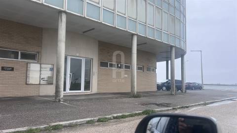 Armazém  Venda em Gafanha da Nazaré,Ílhavo