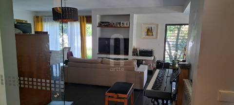 Moradia T4 Isolada em Azurva