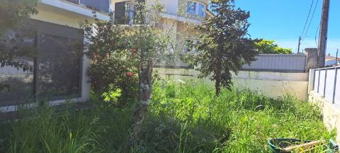 Moradia T4 Isolada em Azurva