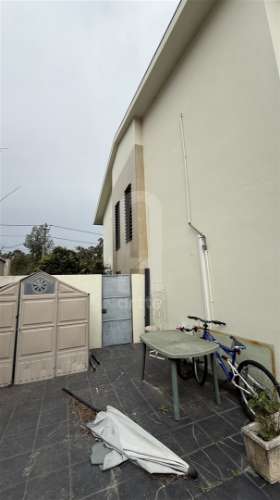 Moradia T4 Isolada em Azurva