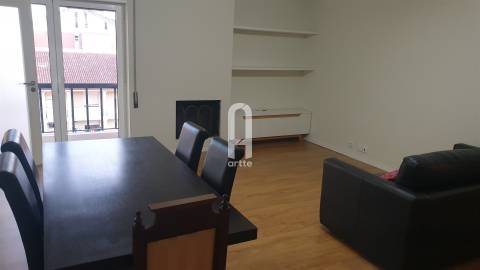 Apartamento T2+2 DUPLEX Venda em Aradas,Aveiro