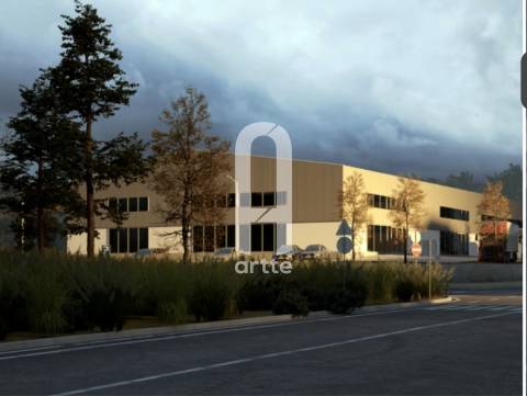 Armazém em Aveiro, Zona Industrial de Taboeira