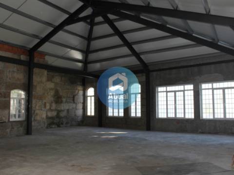 Loja  Arrendamento em Caldas de Vizela (São Miguel e São João),Vizela