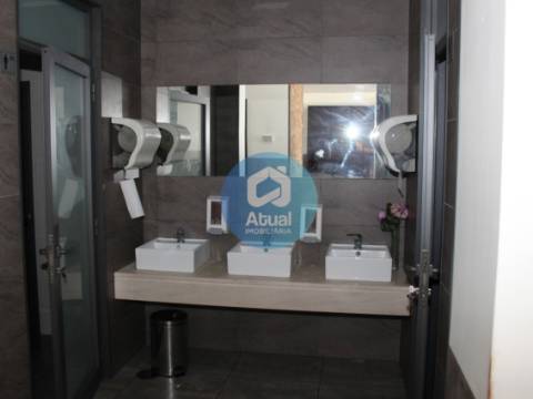 Loja  Arrendamento em Caldas de Vizela (São Miguel e São João),Vizela