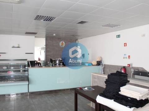 Loja  Arrendamento em Caldas de Vizela (São Miguel e São João),Vizela