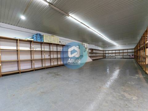 Armazém  Arrendamento em Moreira de Cónegos,Guimarães