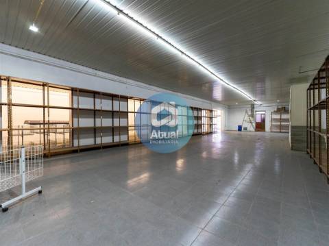 Armazém  Arrendamento em Moreira de Cónegos,Guimarães