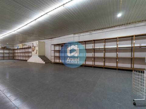 Armazém  Arrendamento em Moreira de Cónegos,Guimarães