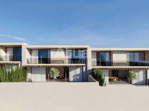 Moradia em Banda T3+1 Venda em Caldas de Vizela (São Miguel e São João),Vizela