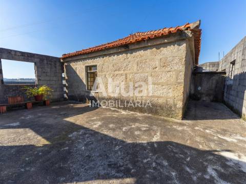 Moradia Isolada T3 Venda em Vilarinho,Santo Tirso