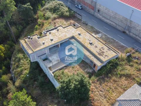 Moradia Isolada T3 Venda em Vilarinho,Santo Tirso