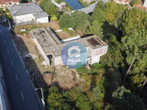 Moradia Isolada T3 Venda em Vilarinho,Santo Tirso