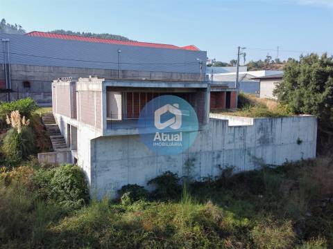 Moradia Isolada T3 Venda em Vilarinho,Santo Tirso