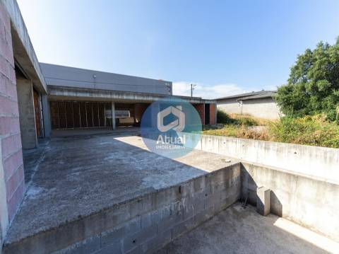 Moradia Isolada T3 Venda em Vilarinho,Santo Tirso