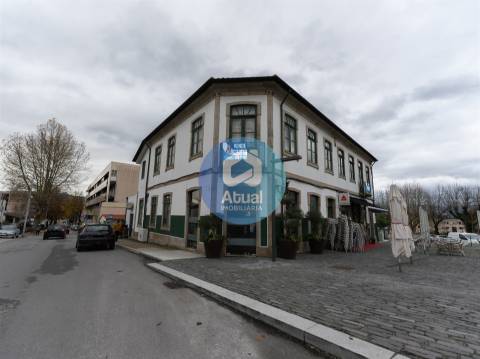 Apartamento T6 Venda em Caldelas,Guimarães