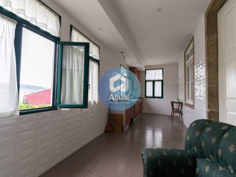 Apartamento T6 Venda em Caldelas,Guimarães