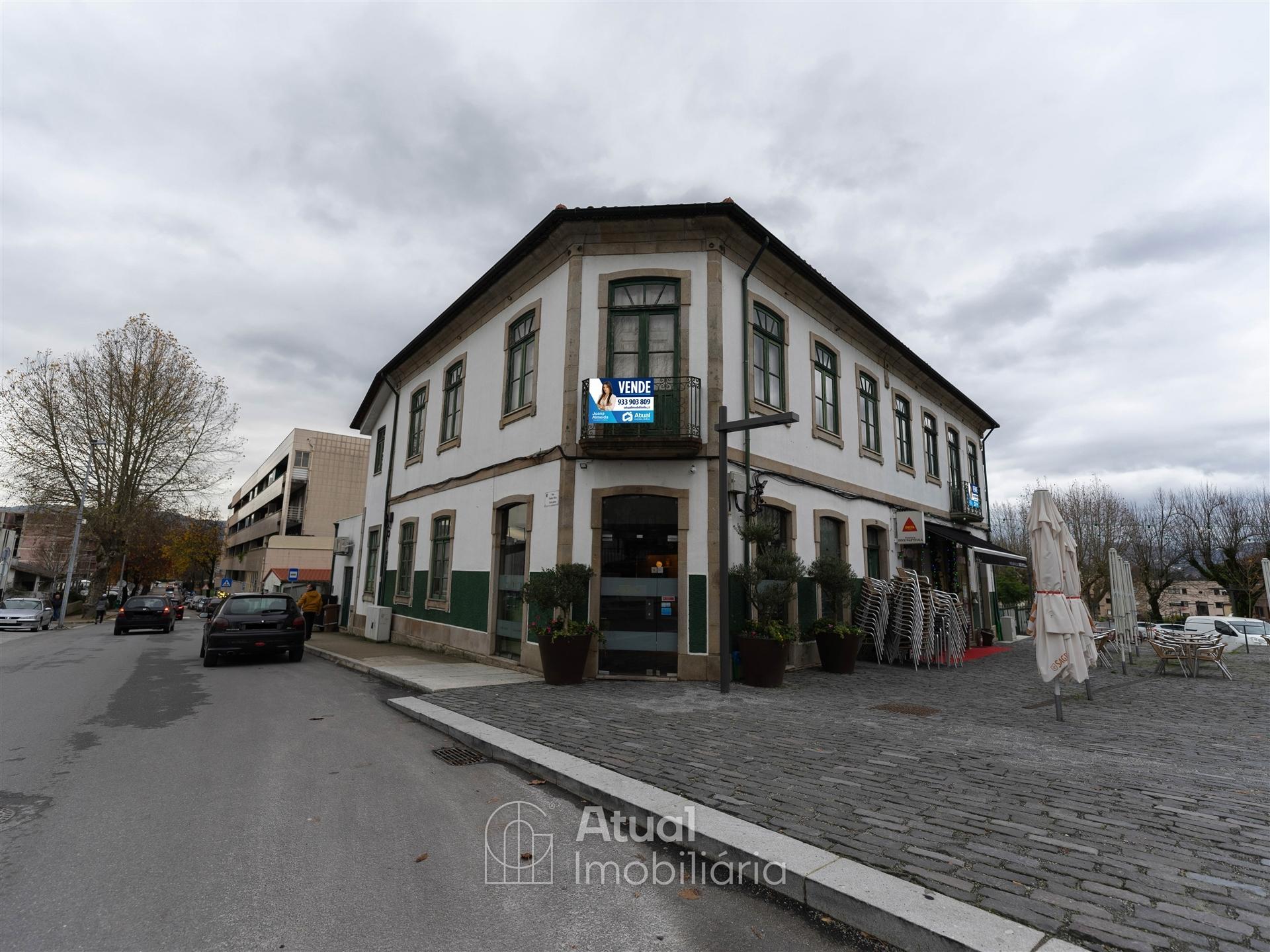 Prédio T6 Venda em Caldelas,Guimarães