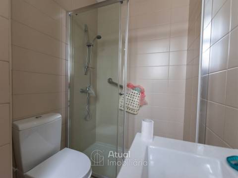 Prédio T6 Venda em Caldelas,Guimarães