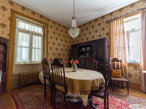 Prédio T6 Venda em Caldelas,Guimarães