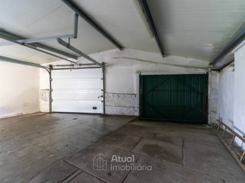 Prédio T6 Venda em Caldelas,Guimarães