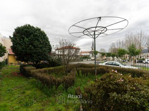 Prédio T6 Venda em Caldelas,Guimarães
