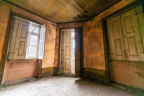 Prédio T6 Venda em Caldelas,Guimarães