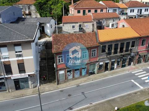 Prédio T4 Venda em Caldas de Vizela (São Miguel e São João),Vizela