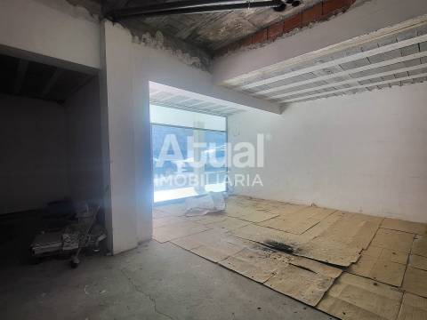 Loja  Venda em Caldas de Vizela (São Miguel e São João),Vizela