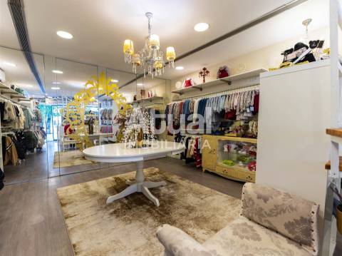 Loja  Trespasse em Oliveira, São Paio e São Sebastião,Guimarães