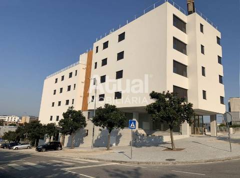 Loja  Venda em Silvares, Pias, Nogueira e Alvarenga,Lousada