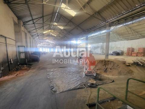 Armazém  Venda em Fafe,Fafe