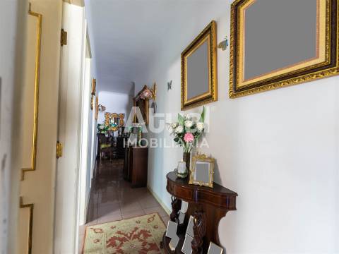 Moradia T4 Venda em Caldas de Vizela (São Miguel e São João),Vizela