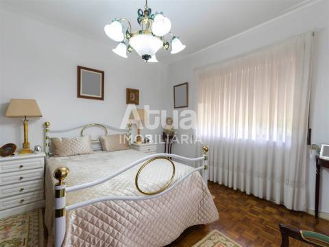 Moradia T4 Venda em Caldas de Vizela (São Miguel e São João),Vizela